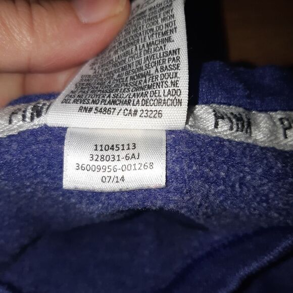 Womans Pink Victoria Secret Sweater - Picture 7 of 9